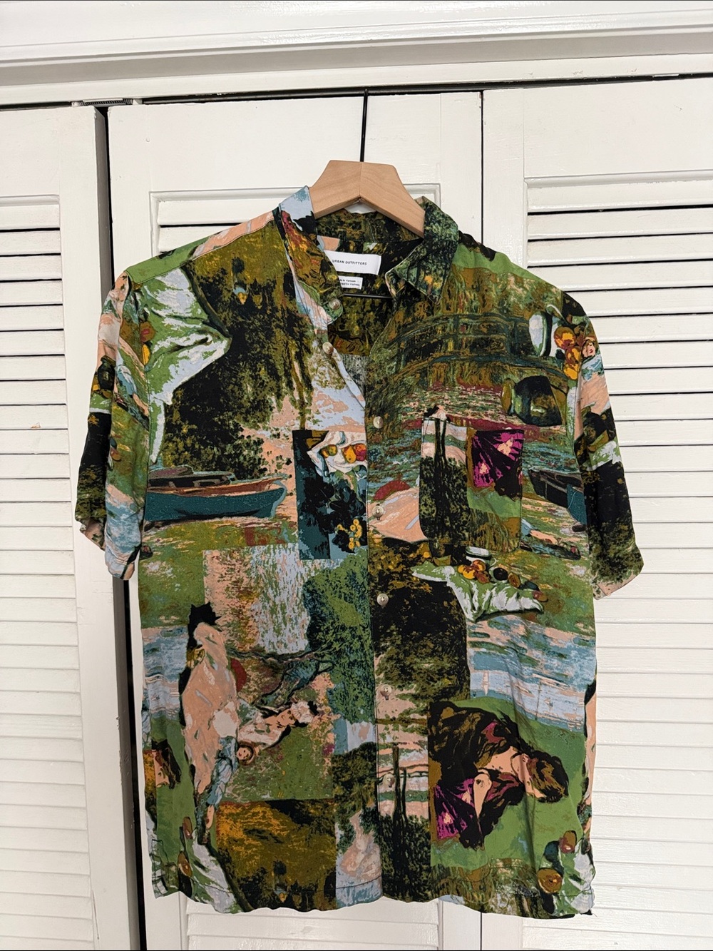 Urban Outfitters Monet Scenic Print Short-Sleeve Button-Down Shirt